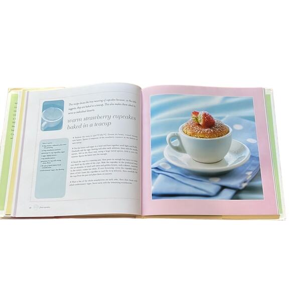 Cupcakes Cookbook Hardcover Color Photos Desserts Baking - Picture 6 of 7
